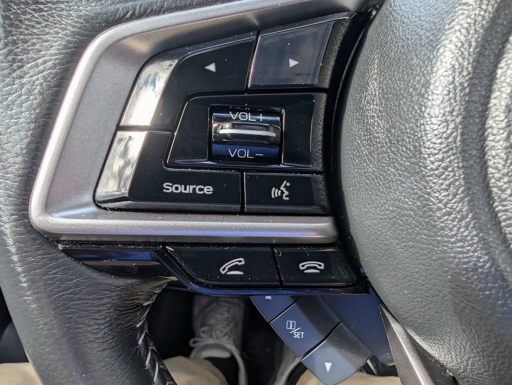 Used 2018 Subaru Outback 2.5i Limited AWD/4WD image 28