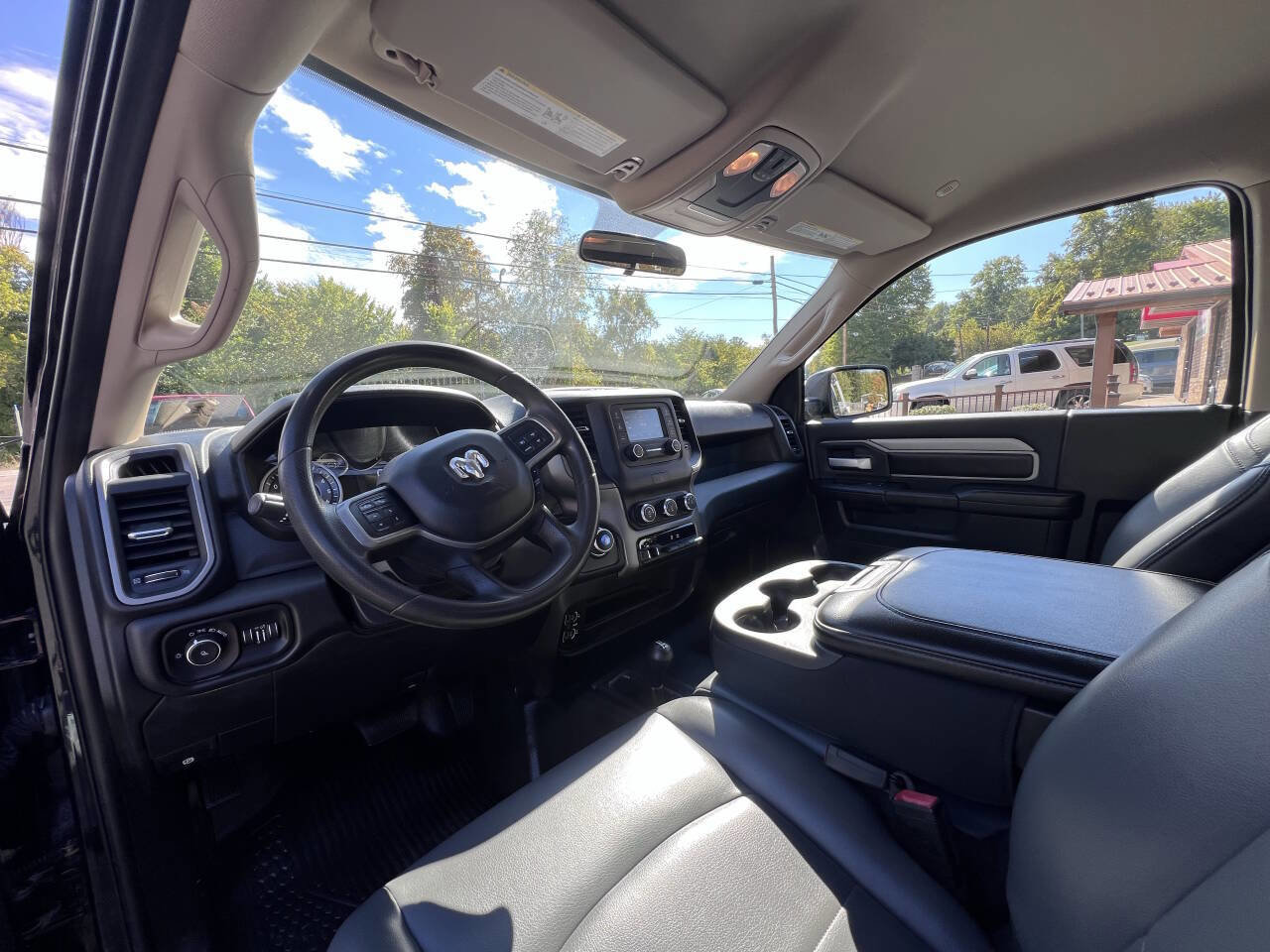 Used 2019 RAM 2500 Tradesman w/ Chrome Appearance Group image 13
