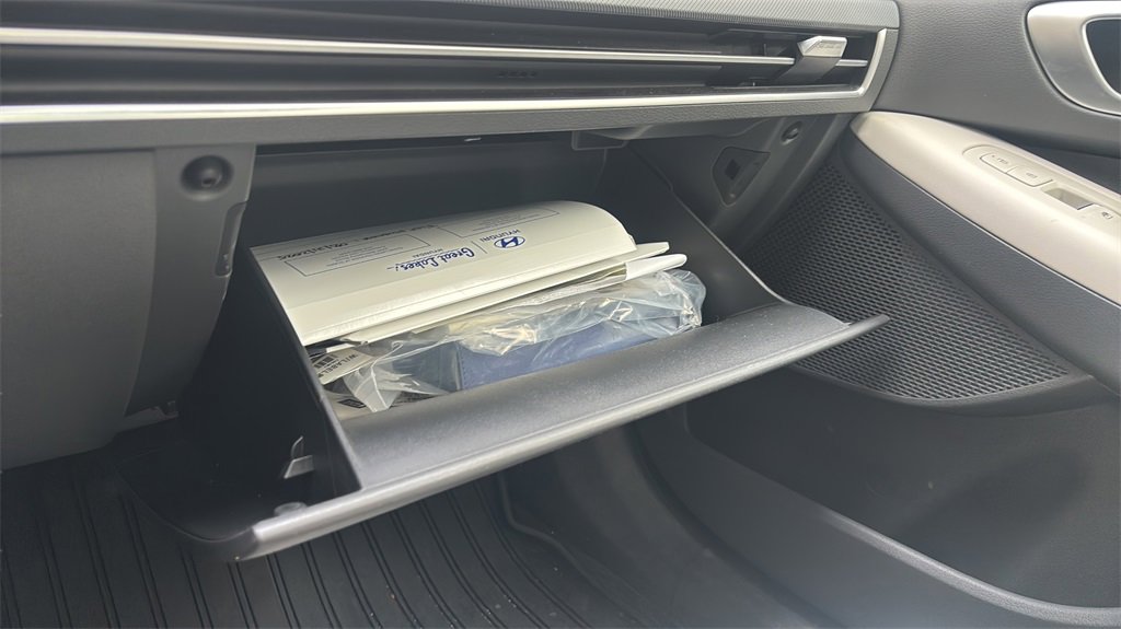 Certified 2025 Hyundai Sonata SEL image 30