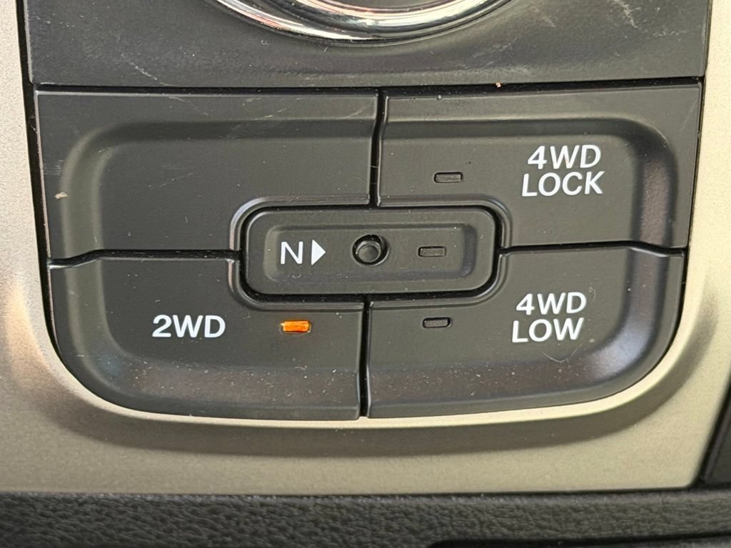 Used 2019 RAM 1500 Warlock w/ Electronics Group AWD/4WD image 16