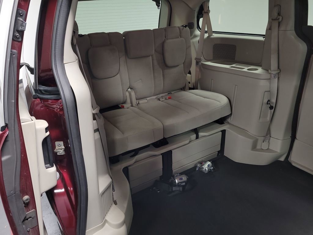 Used 2016 Dodge Grand Caravan SE w/ Quick Order Package 29E SE image 25