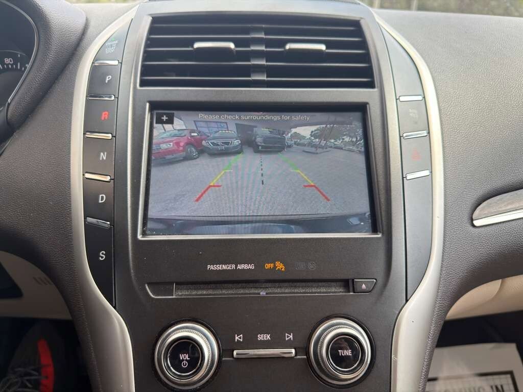 Used 2018 Lincoln MKC Reserve w/ Lincoln MKC Climate Package image 19