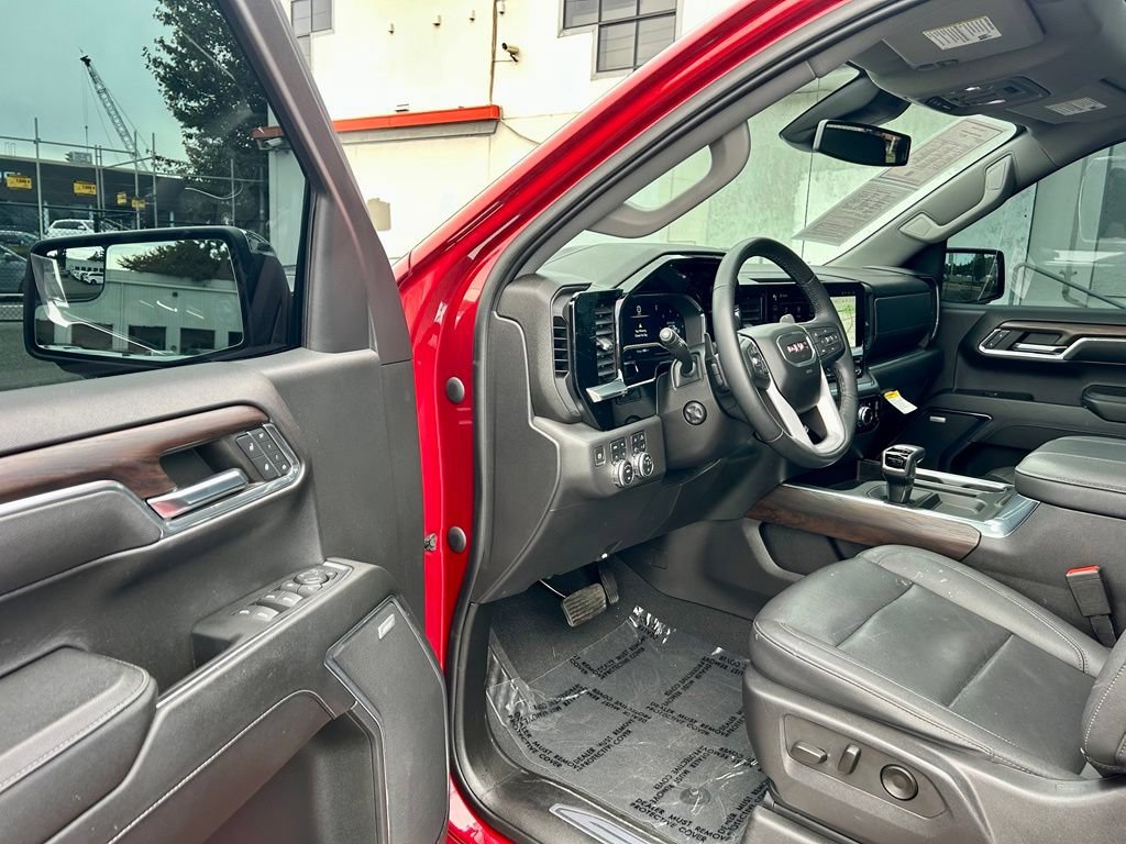 Used 2023 GMC Sierra 1500 SLT w/ SLT Premium Package AWD/4WD image 10