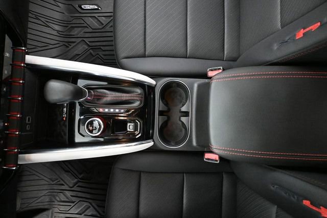 Used 2024 GMC Canyon AT4X image 39