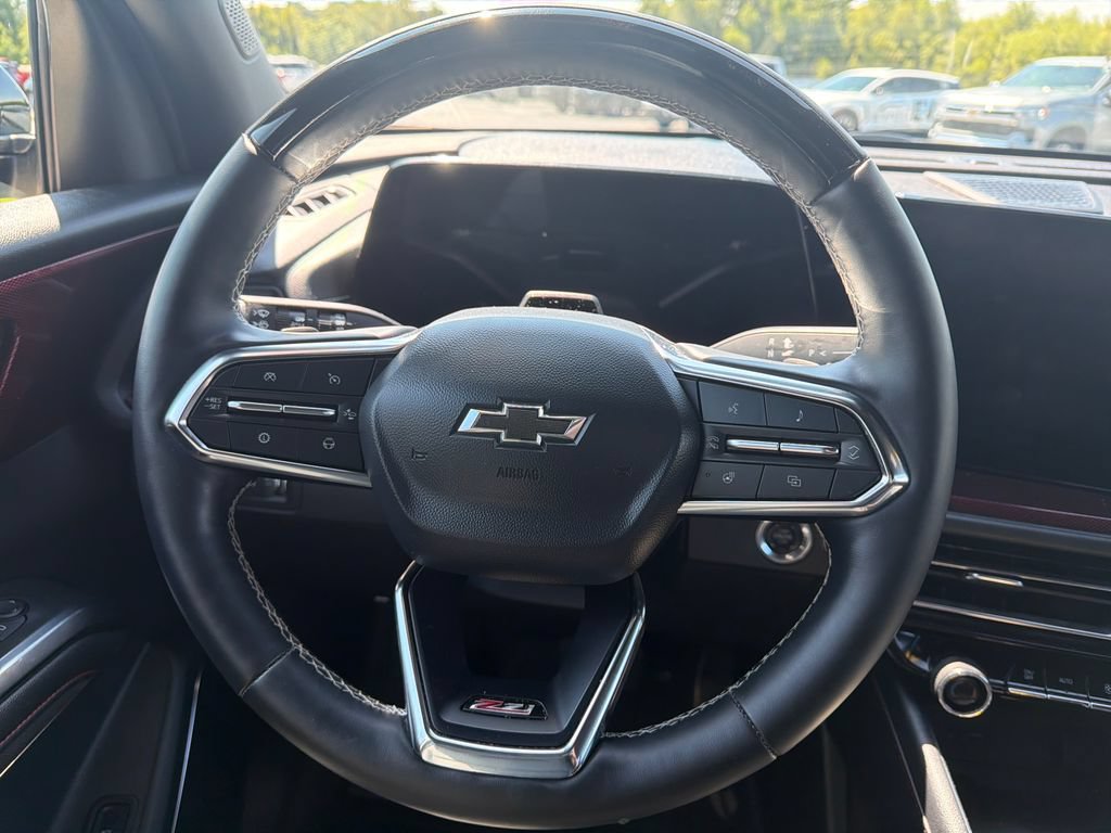 Certified 2025 Chevrolet Traverse Z71 w/ Enhanced Driving Package AWD/4WD image 13