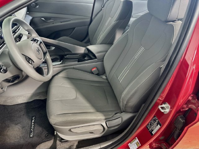 Certified 2021 Hyundai Elantra SEL FWD image 15
