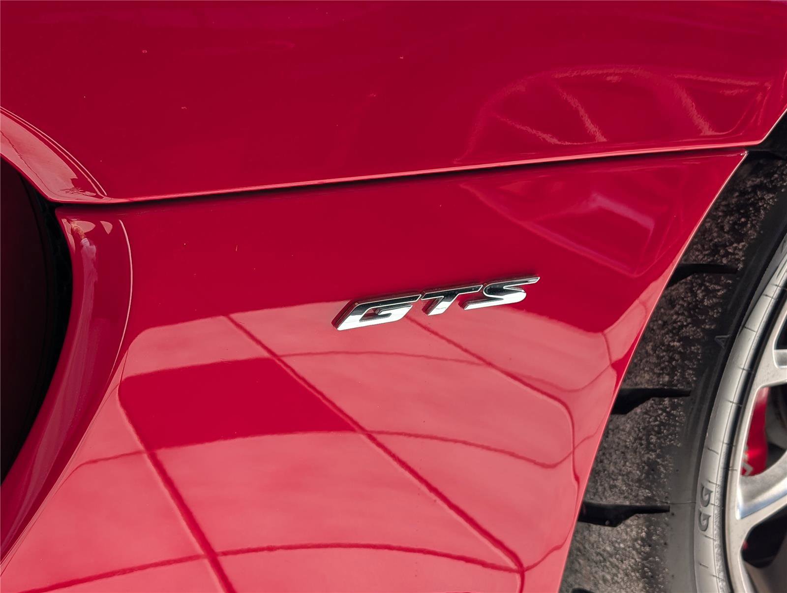 Used 2013 SRT Viper GTS w/ GTS Laguna Interior Pkg image 9