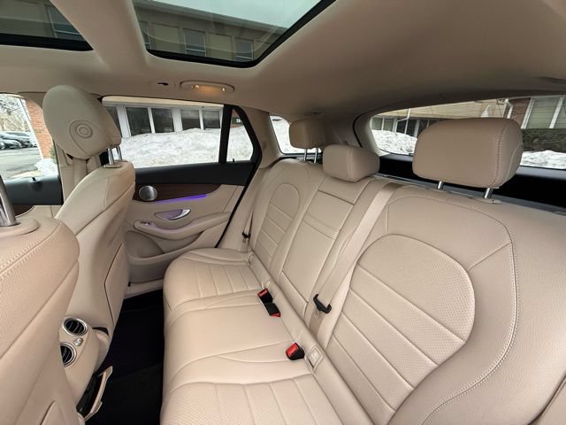 Used 2021 Mercedes-Benz GLC 300 4MATIC image 22