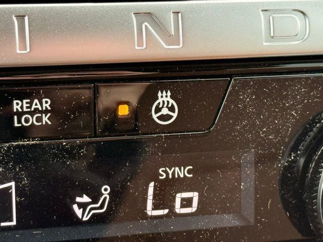 New 2026 Nissan Pathfinder Platinum image 36