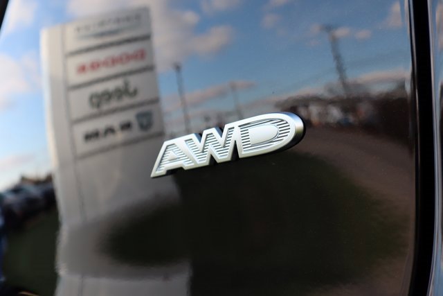 New 2026 Chrysler Pacifica Pinnacle w/ Trailer Tow Group image 39