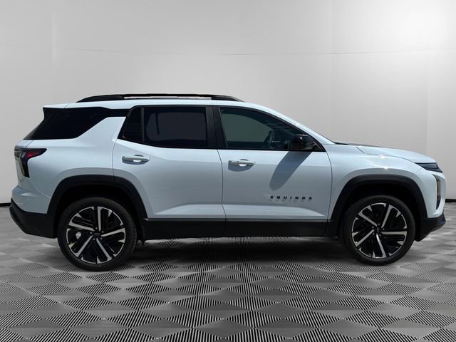 New 2026 Chevrolet Equinox RS w/ Convenience Package III AWD/4WD image 6