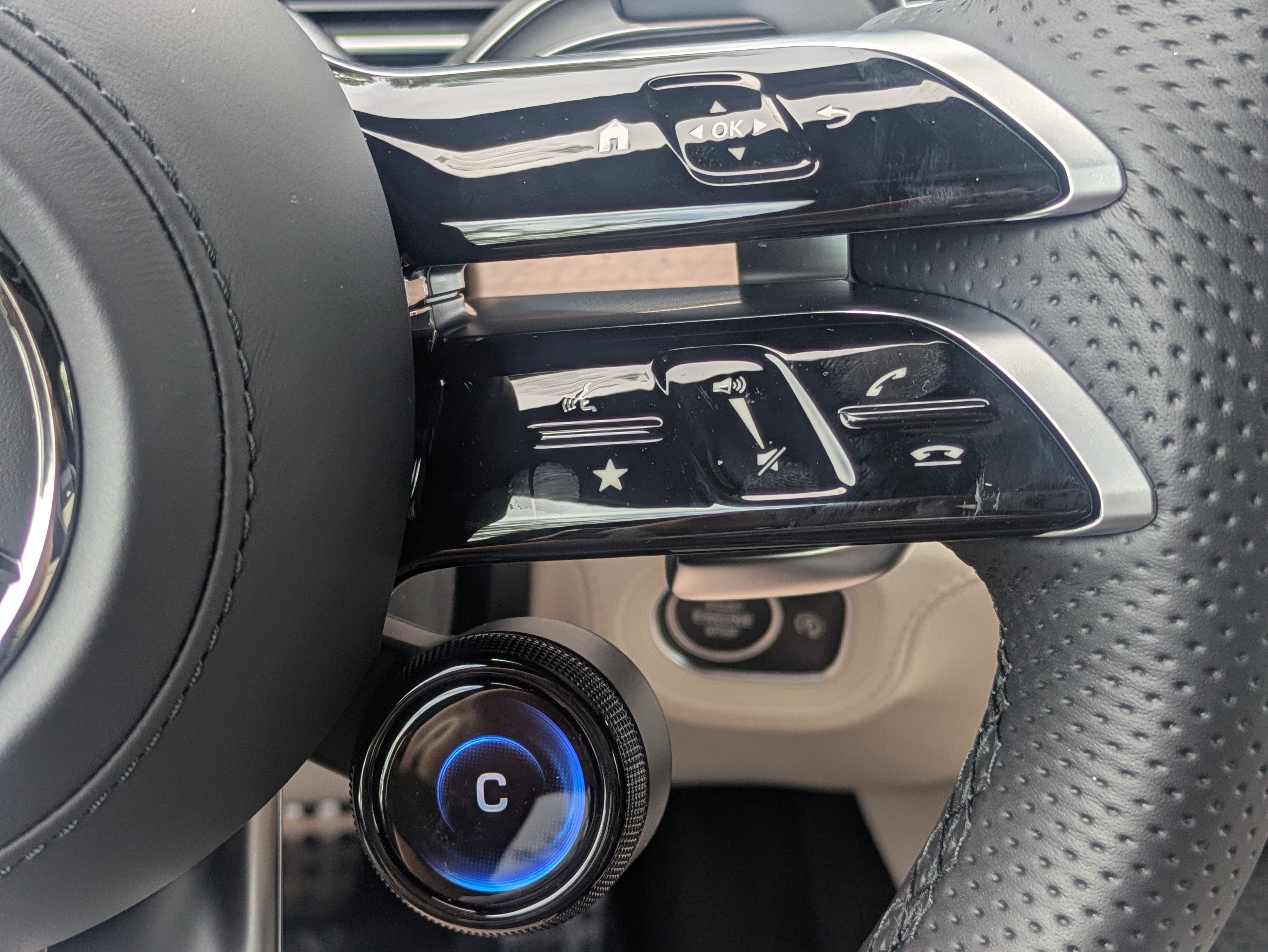 New 2026 Mercedes-Benz GLE 53 AMG 4MATIC Coupe image 26