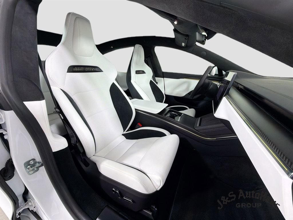 Used 2026 Tesla Model S Plaid AWD/4WD image 36