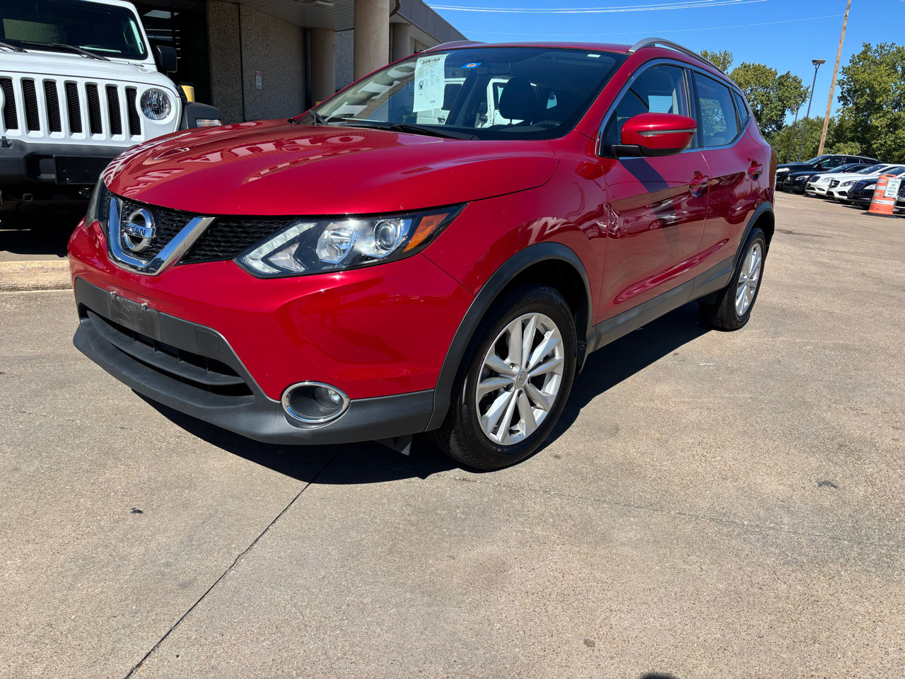 Used 2017 Nissan Rogue Sport SV w/ SV All-Weather Package image 2