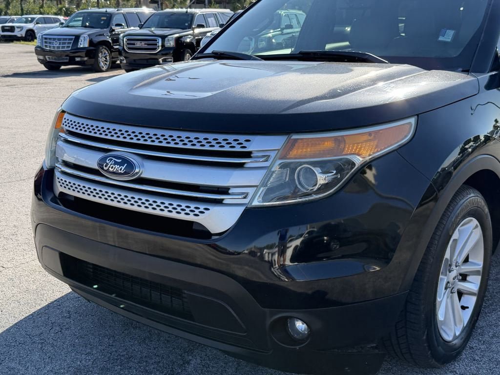 Used 2012 Ford Explorer XLT FWD image 10
