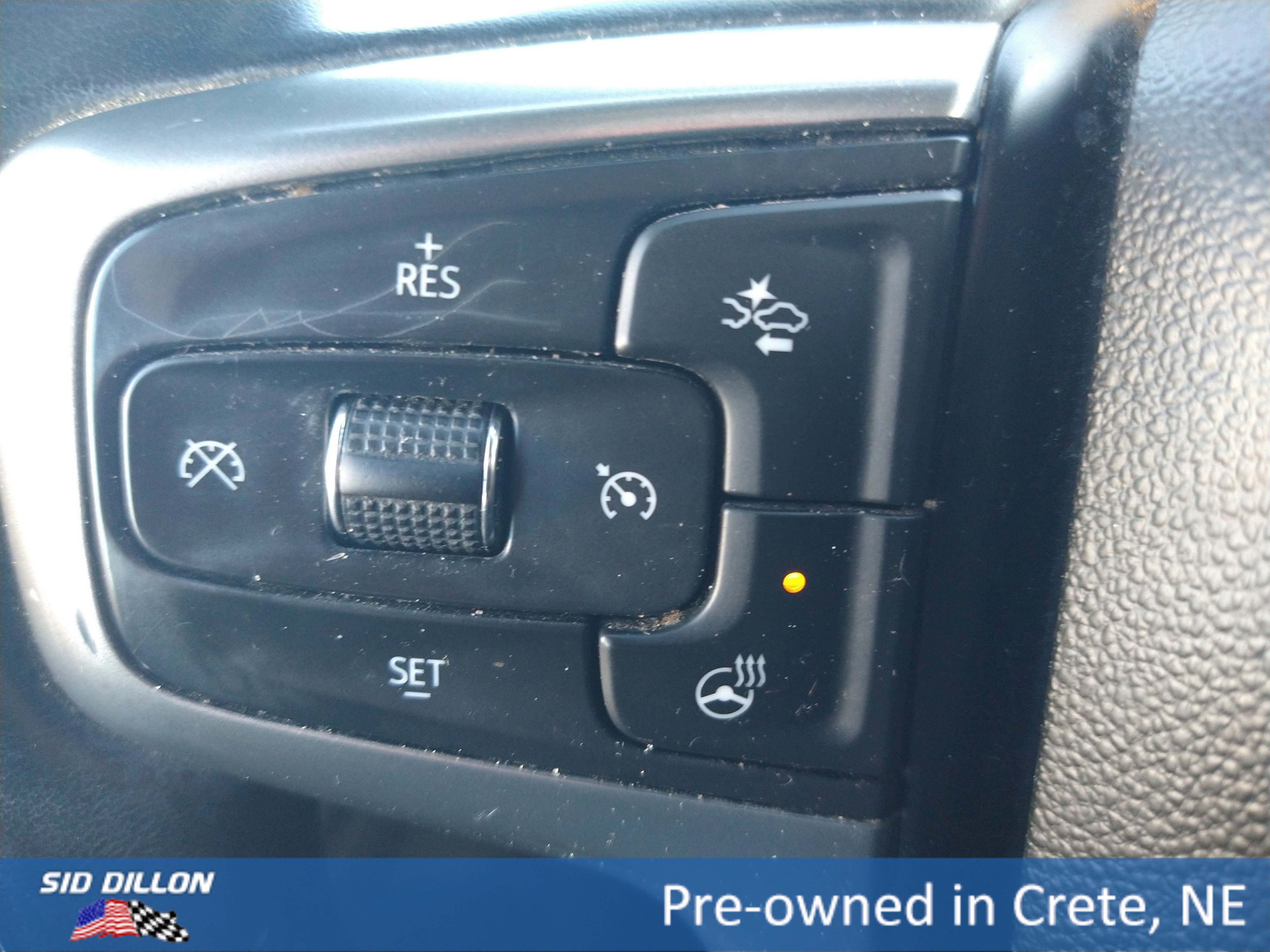 Used 2023 Chevrolet Suburban Premier image 11