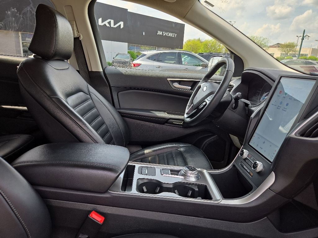 Used 2024 Ford Edge SEL AWD/4WD image 34