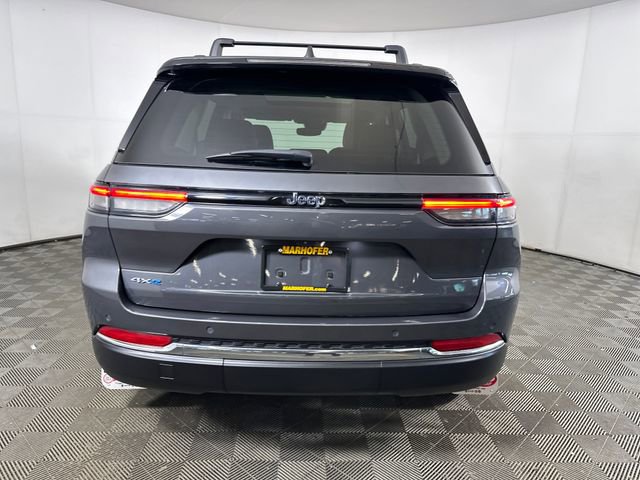 Used 2023 Jeep Grand Cherokee 4WD 4xe image 4