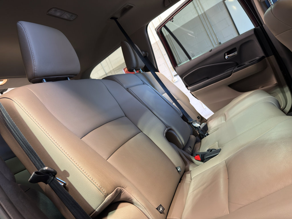 Used 2016 Honda Pilot Touring image 26