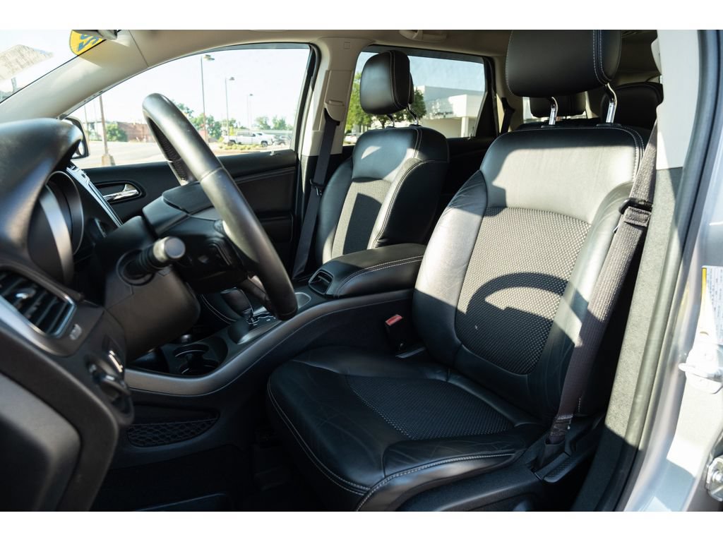 Used 2015 Dodge Journey Crossroad w/ Flexible Seating Group FWD image 12