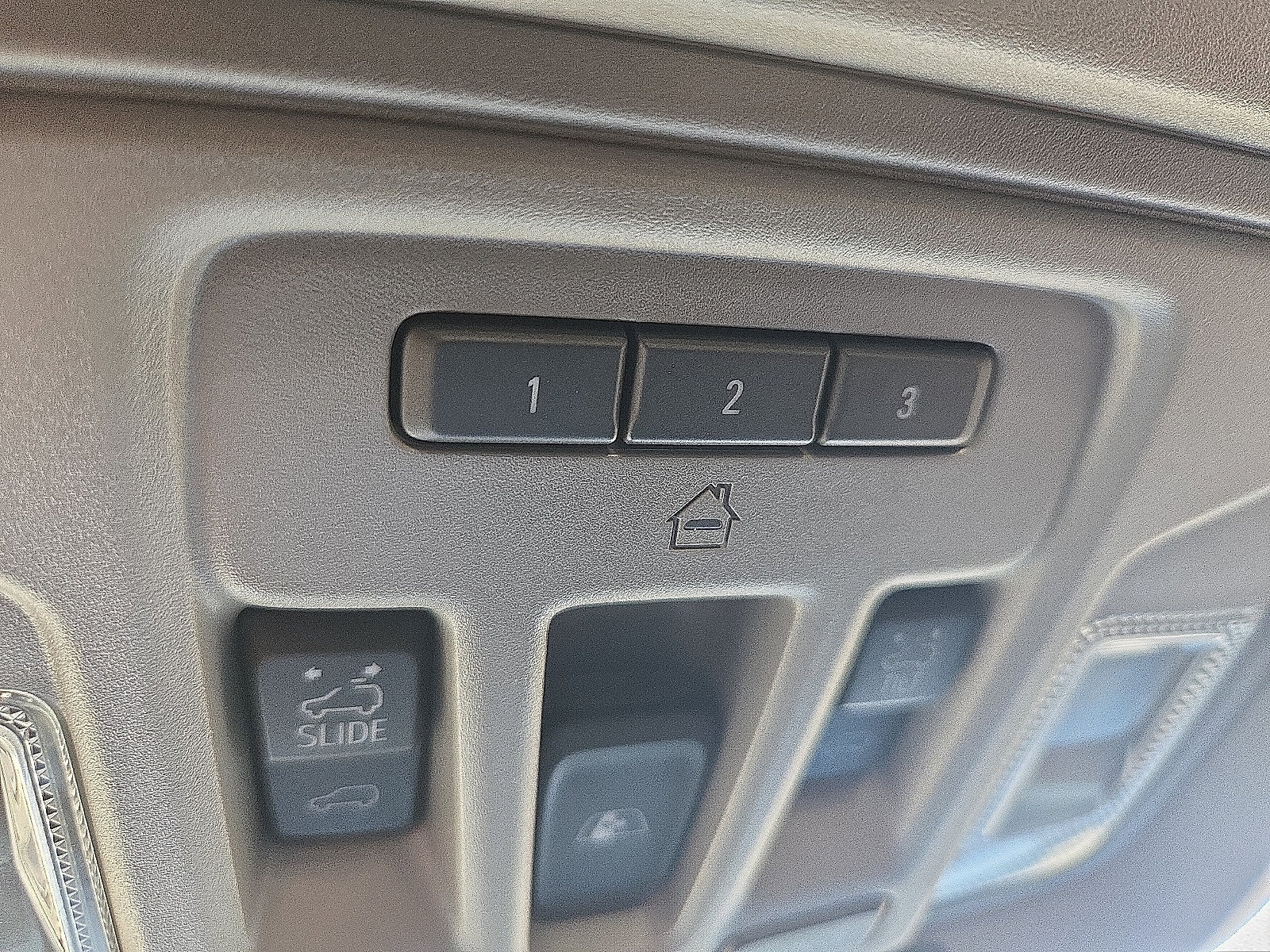 Used 2023 GMC Sierra 1500 Denali AWD/4WD image 23