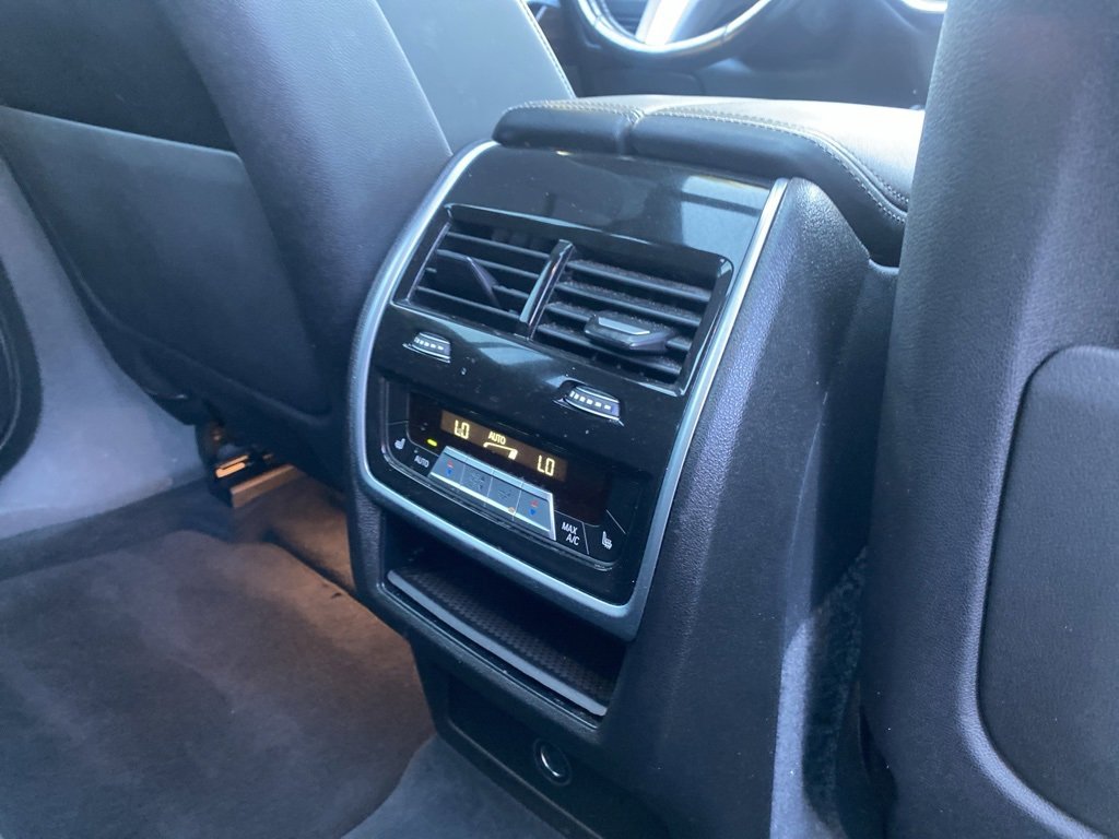 Used 2024 BMW X6 xDrive40i image 25