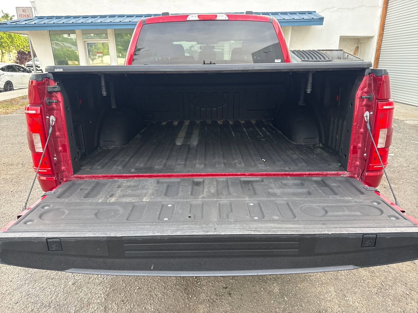 Used 2022 Ford F150 XLT w/ Equipment Group 302A High image 23