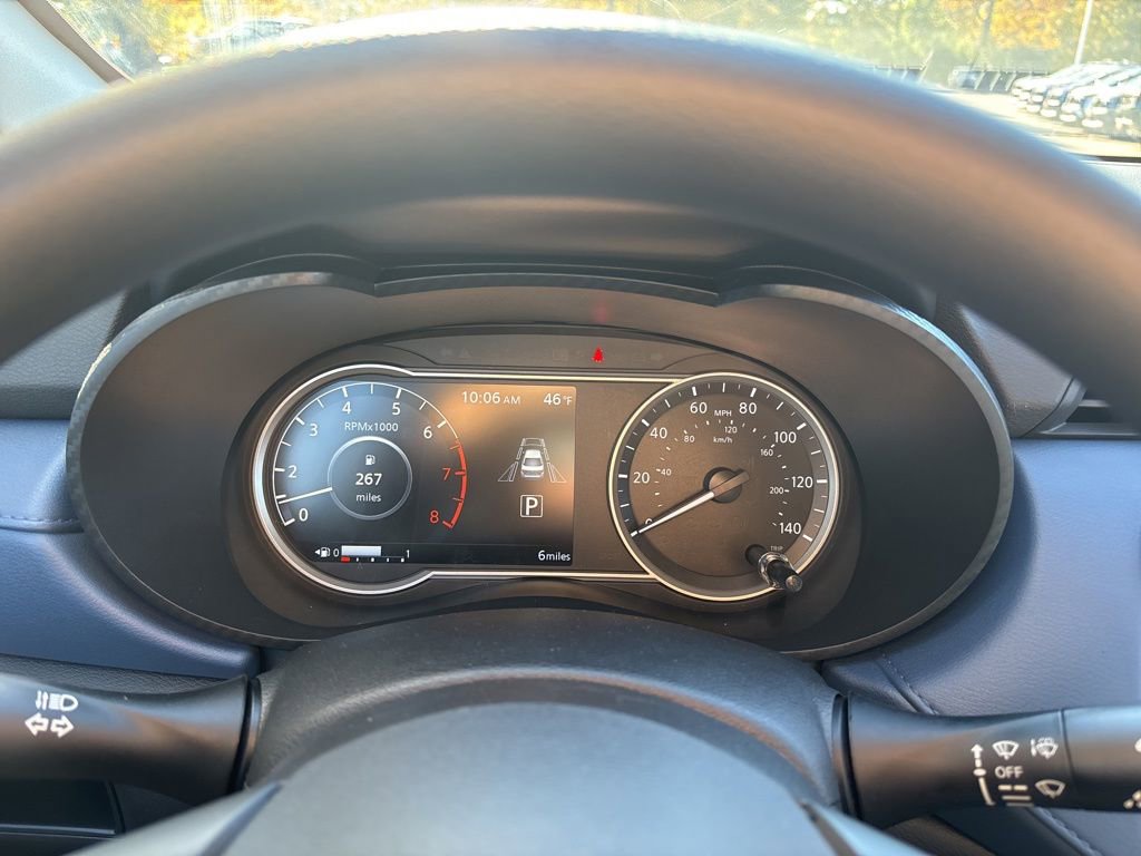 New 2025 Nissan Versa SV w/ Trunk Package image 10