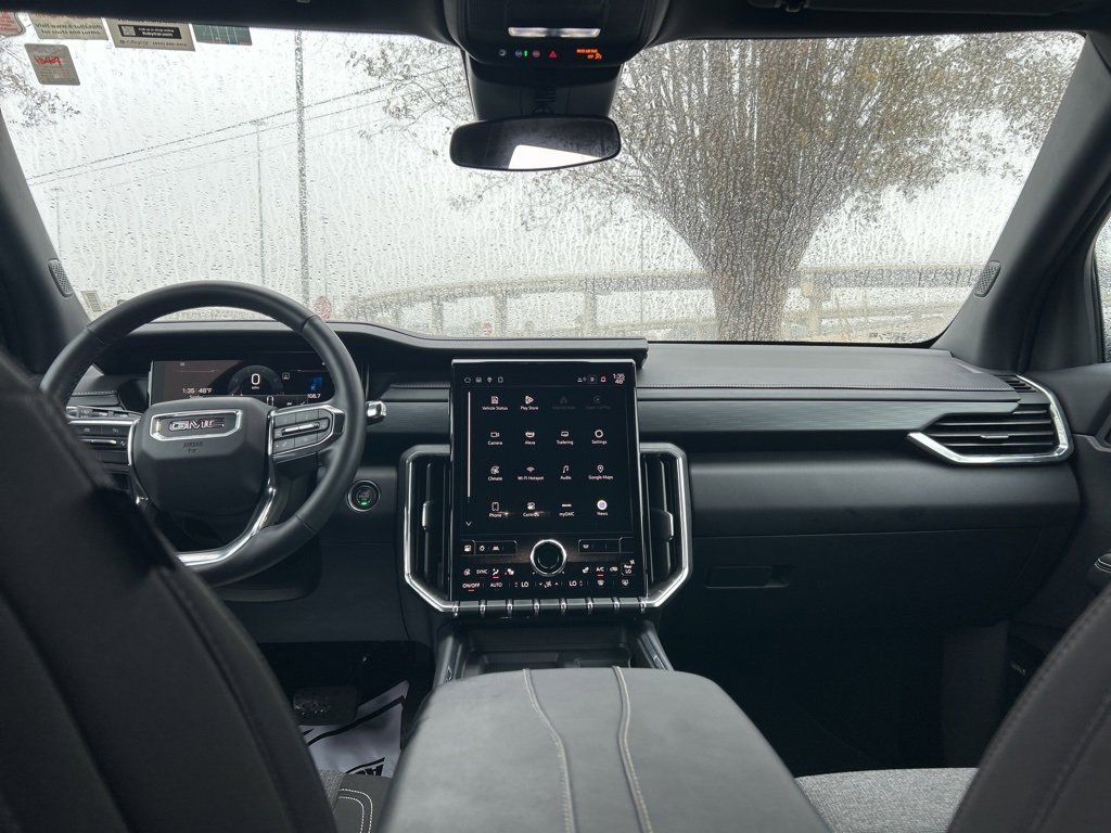 Used 2025 GMC Acadia Elevation image 15