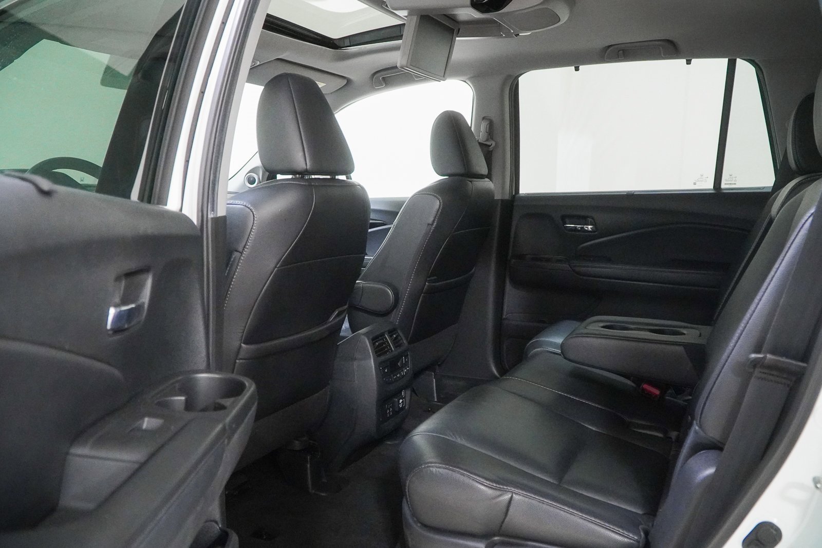Used 2020 Honda Pilot Touring image 47