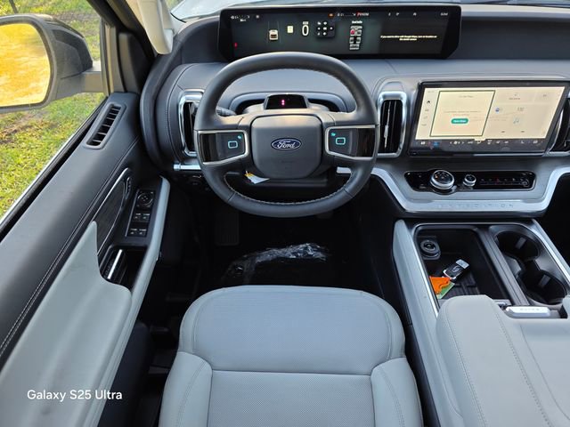 New 2026 Ford Expedition Max Platinum image 14