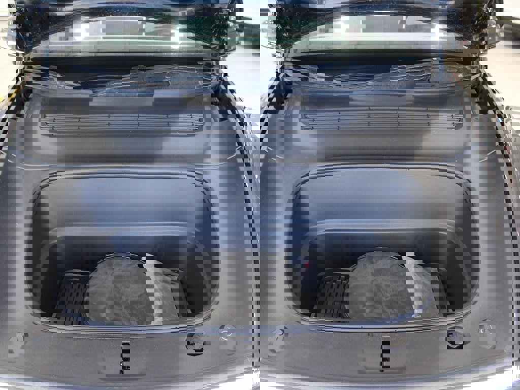 Used 2026 Tesla Model Y Long Range image 32