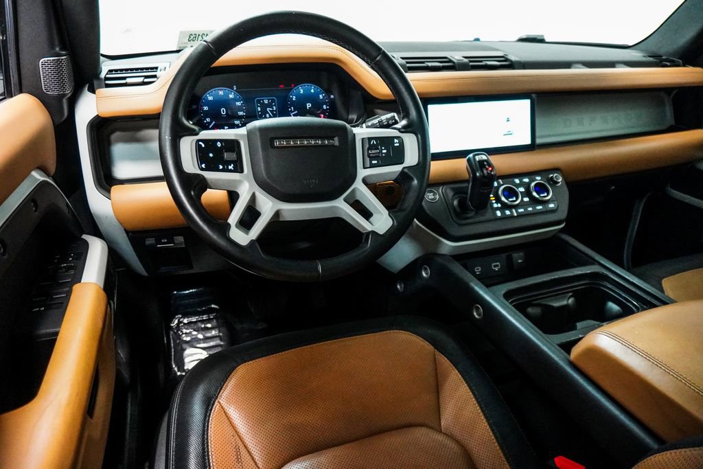Used 2023 Land Rover Defender 110 X-Dynamic SE AWD/4WD image 15
