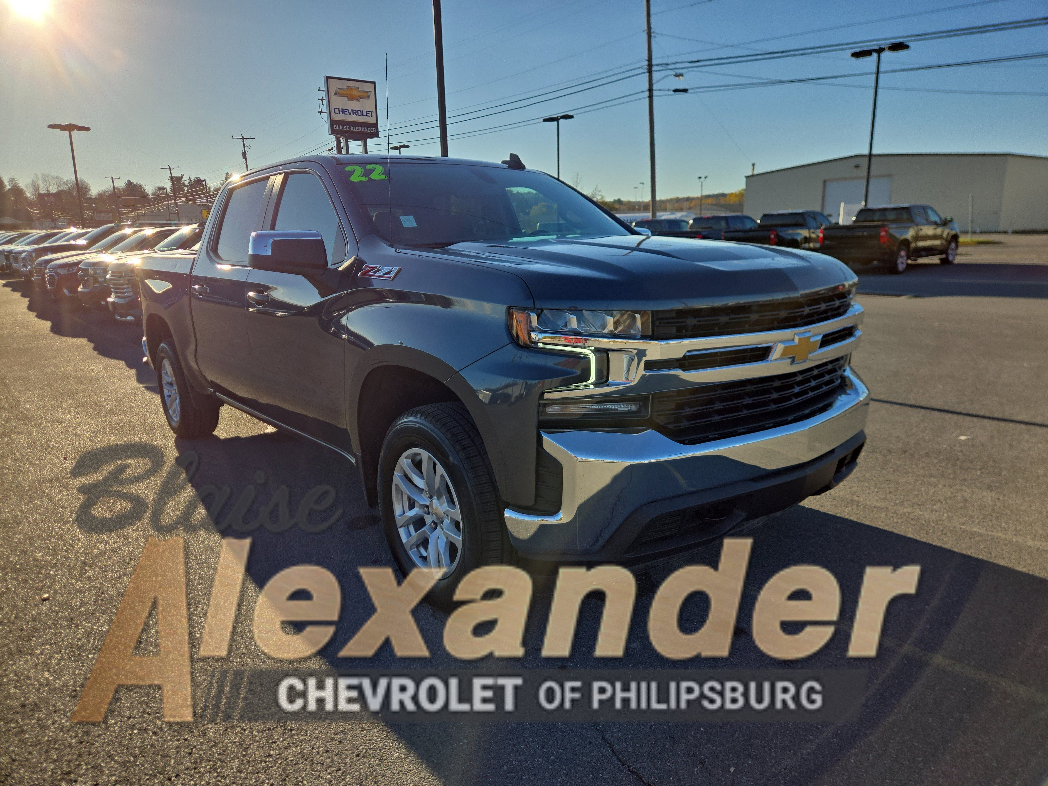 Used 2022 Chevrolet Silverado 1500 LT w/ Z71 Off-Road Package