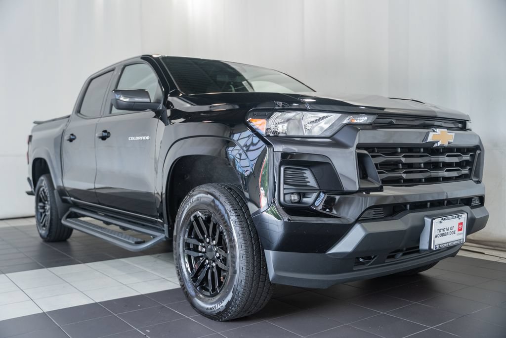Used 2024 Chevrolet Colorado LT w/ LT Convenience Package