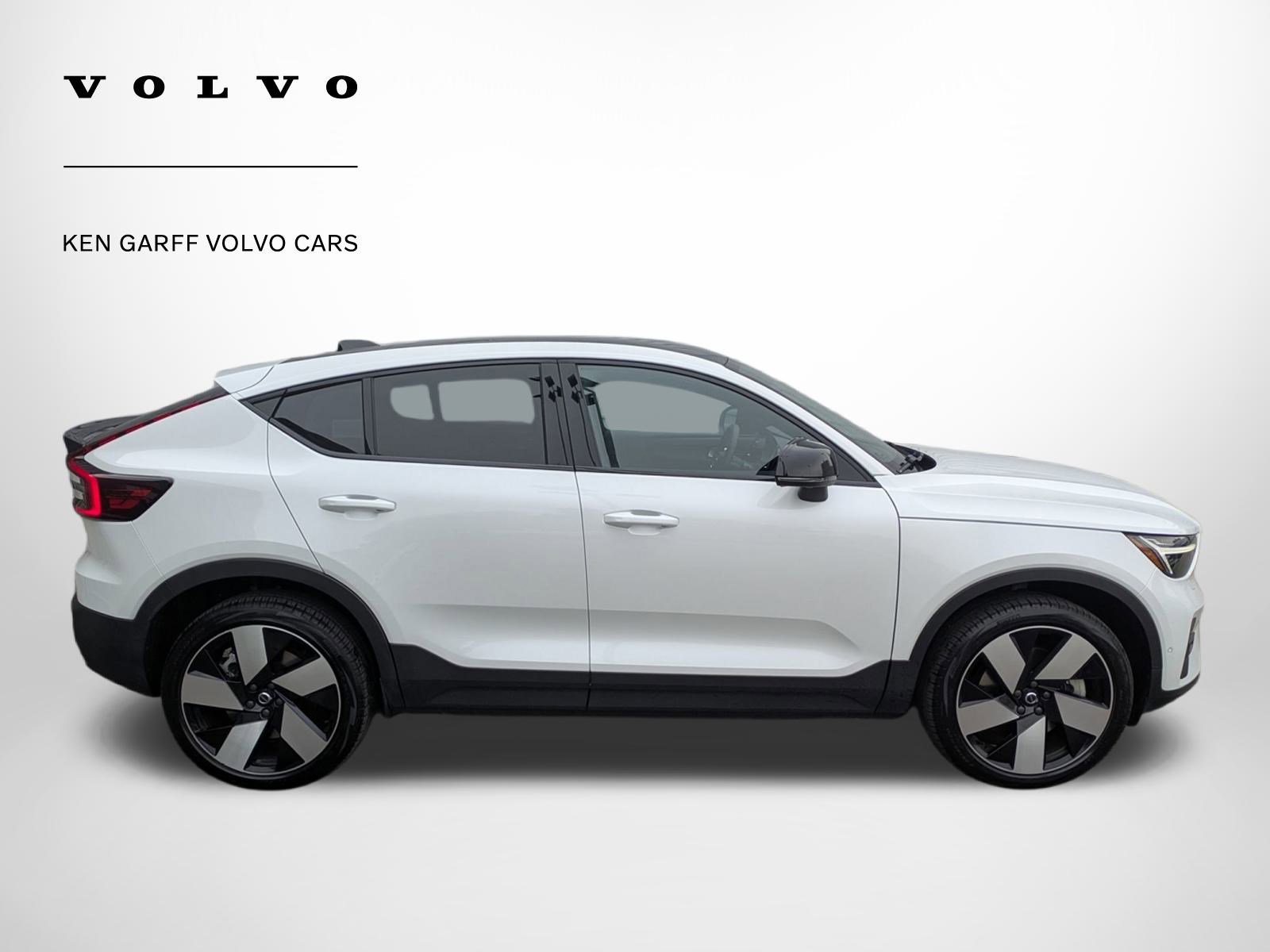 Certified 2023 Volvo C40 P8 Recharge Ultimate image 2