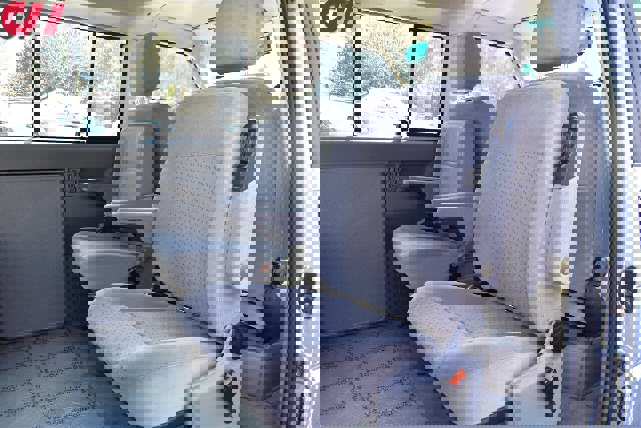 Used 2002 Volkswagen Eurovan MV image 21