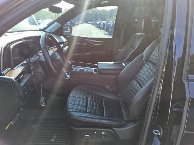 Used 2023 Cadillac Escalade Sport Platinum w/ LPO, ONYX Package AWD/4WD image 5