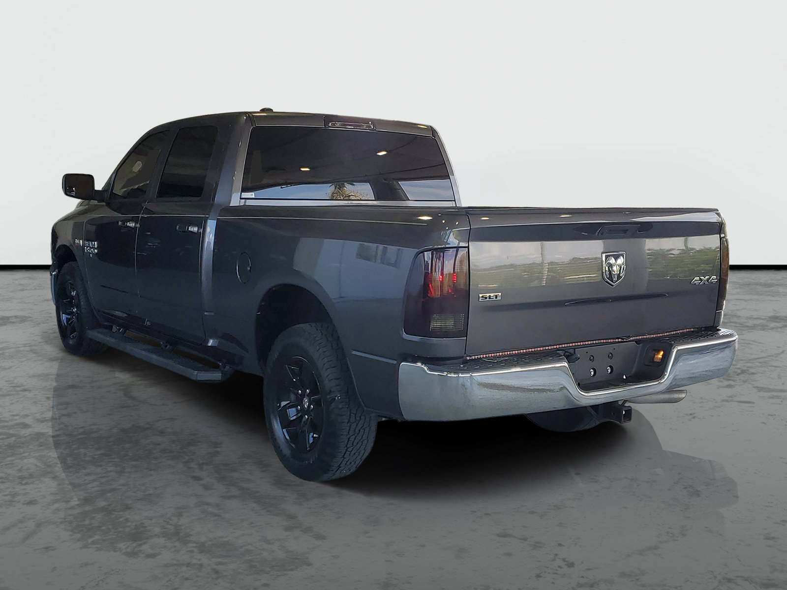 Certified 2021 RAM 1500 Classic SLT AWD/4WD image 3