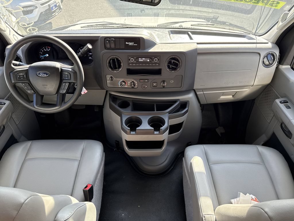 New 2024 Ford E-450 and Econoline 450 Super Duty w/ Driver's Safety Package RWD image 8