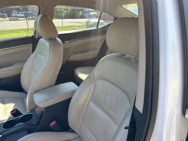 Used 2017 Hyundai Elantra SE w/ SE A/T Tech Package 03 FWD image 8