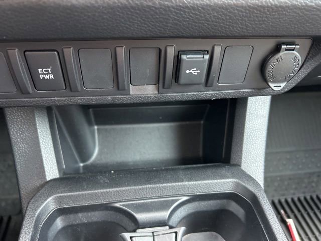 Used 2023 Toyota Tacoma SR AWD/4WD image 20