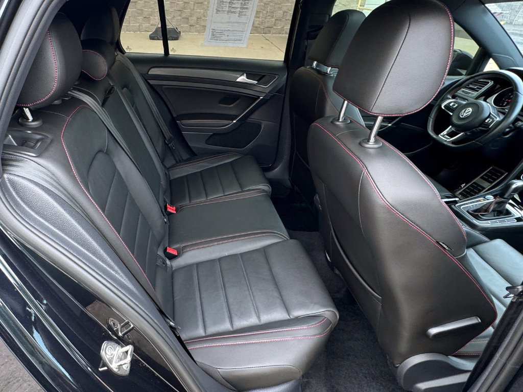 Used 2021 Volkswagen GTI SE FWD image 35
