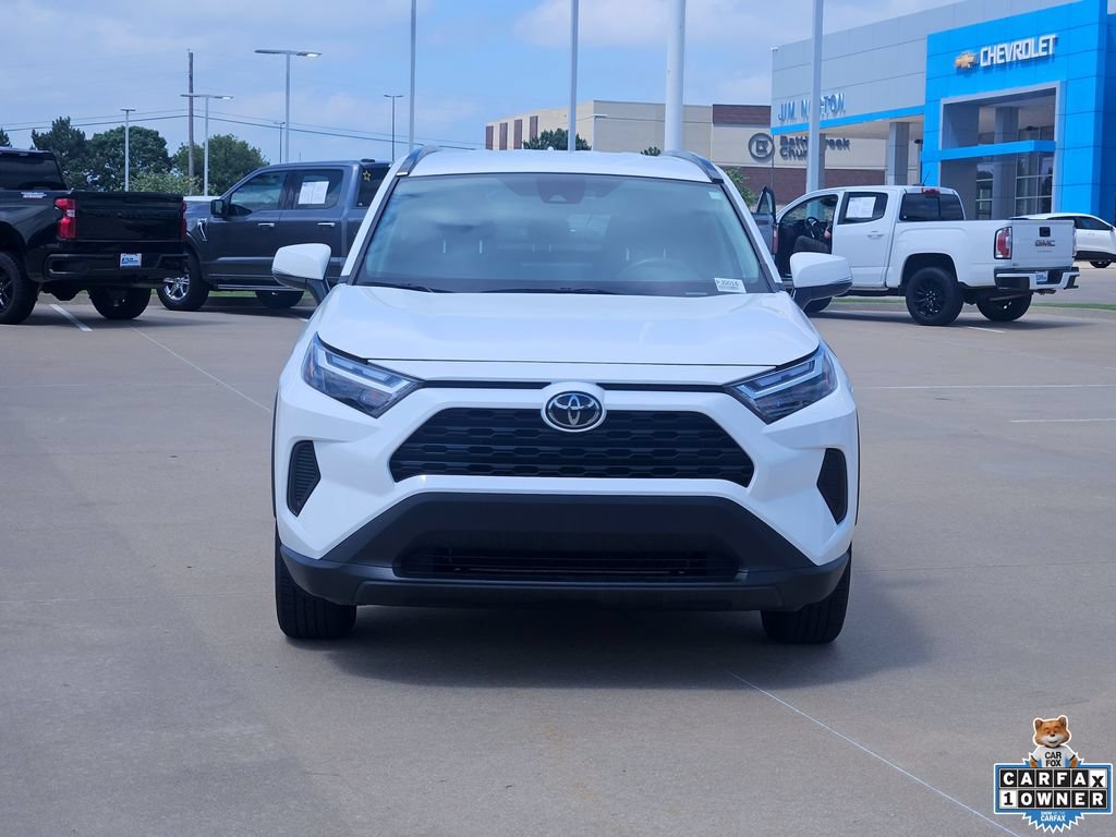 Used 2024 Toyota RAV4 XLE FWD video 2