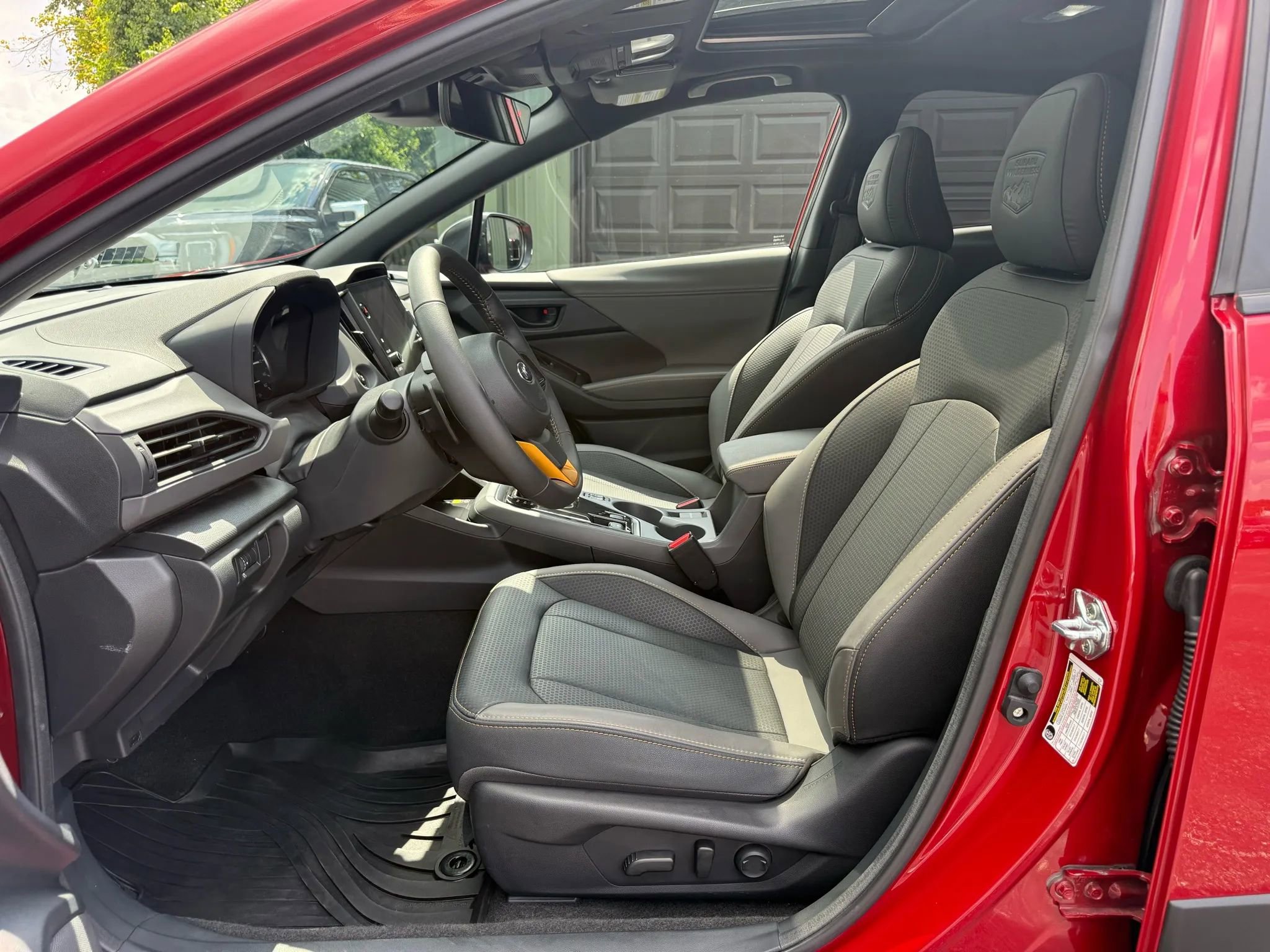 Used 2025 Subaru Crosstrek 2.5i Wilderness image 2