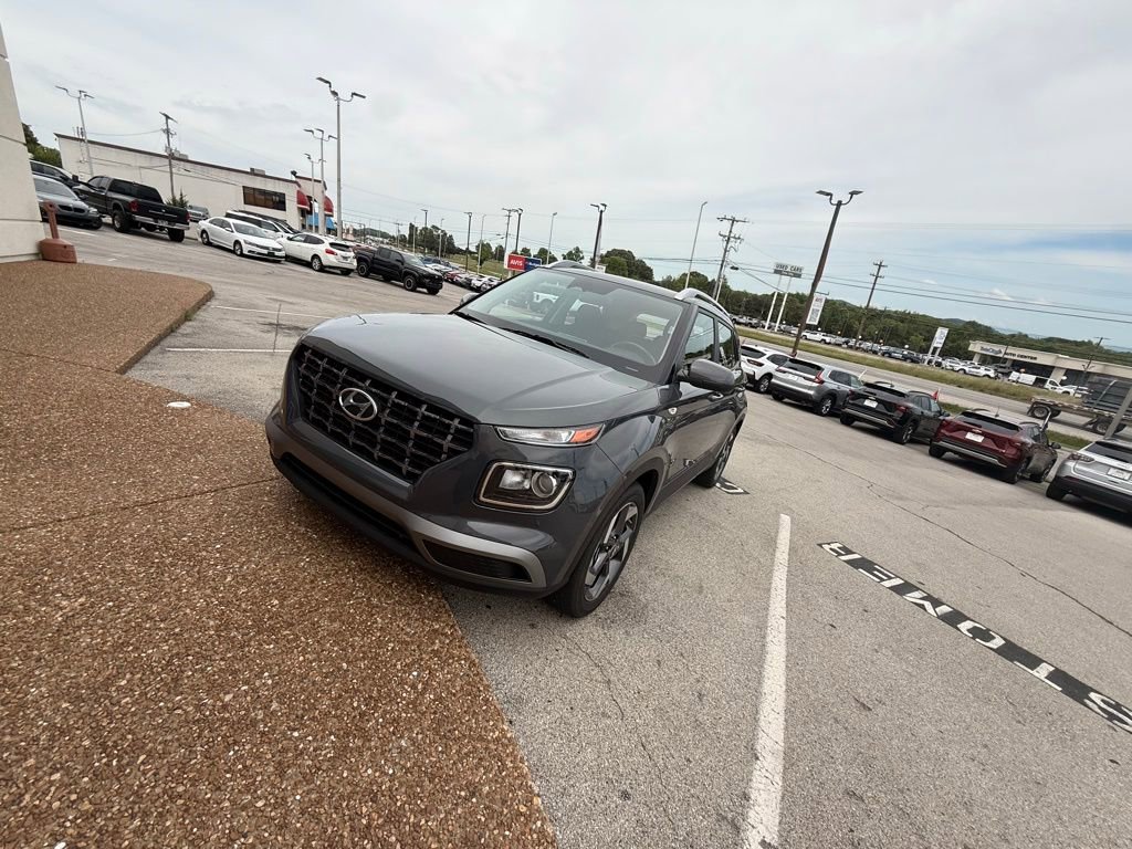 Used 2025 Hyundai Venue SEL