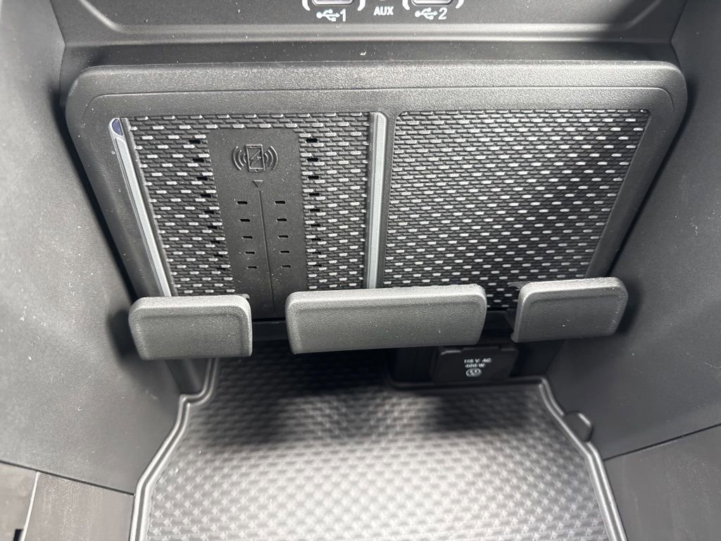 New 2026 RAM 1500 4x4 Crew Cab image 27