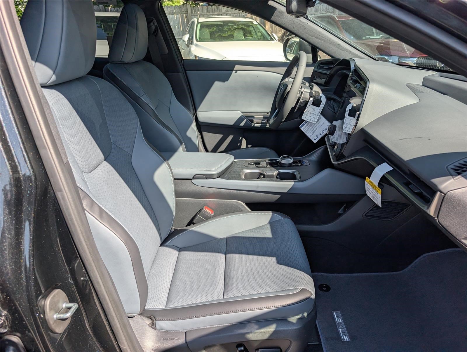 New 2026 Lexus RZ 450e AWD w/ Technology Package image 7