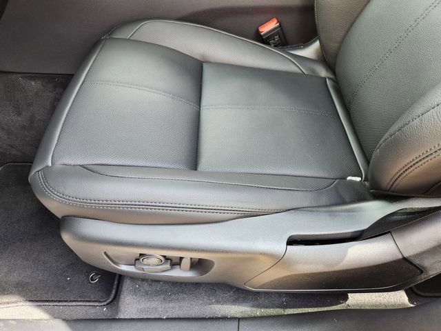 New 2026 Land Rover Range Rover Velar Dynamic SE image 17