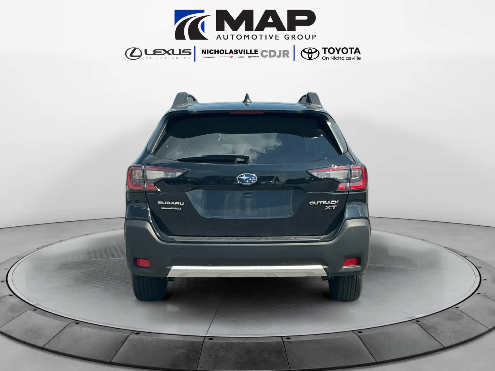 Used 2024 Subaru Outback Limited XT AWD/4WD image 4